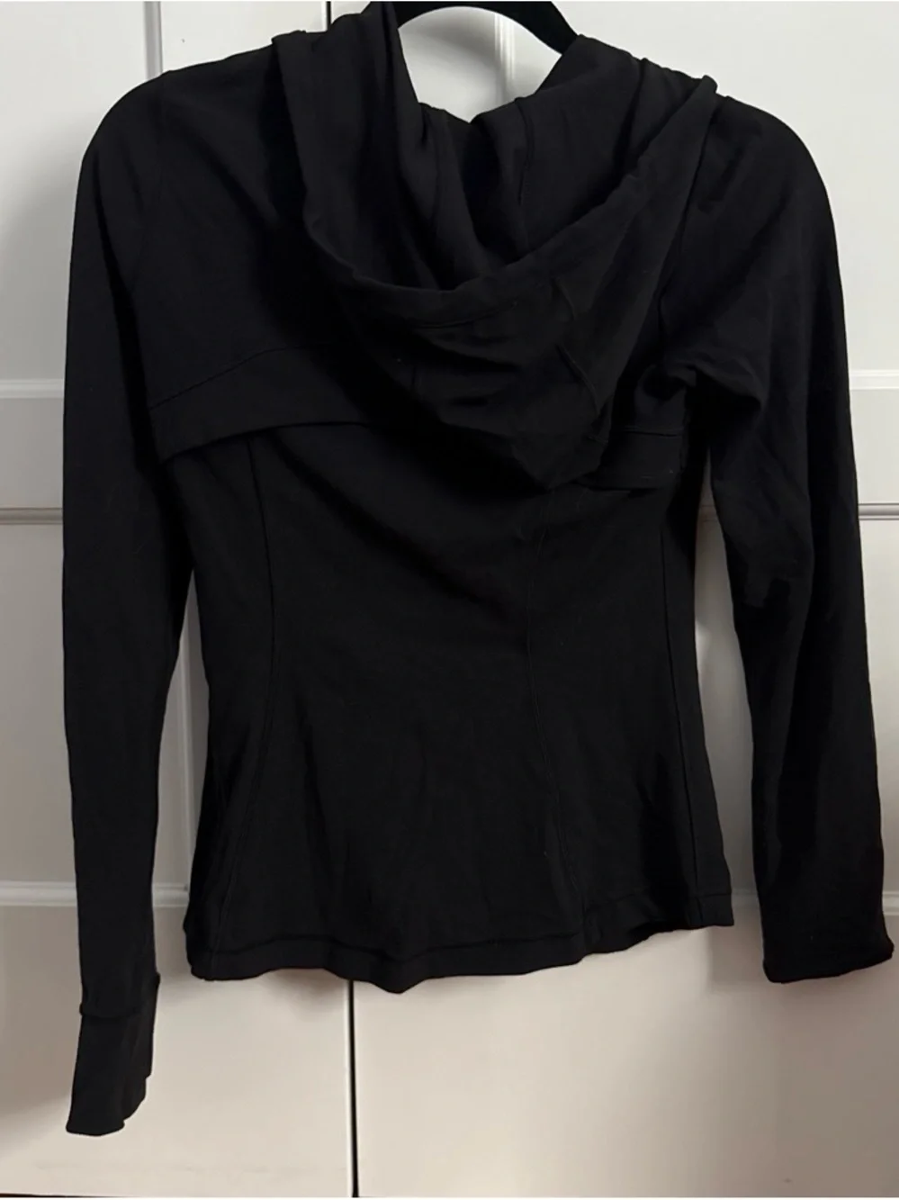 Black Lululemon Hooded Define Jacket Size 8. Good Condition.